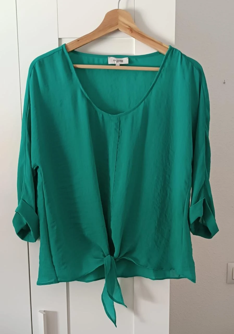 Blusa verde turquesa con nudo Fórmula Joven-Talla 40/L